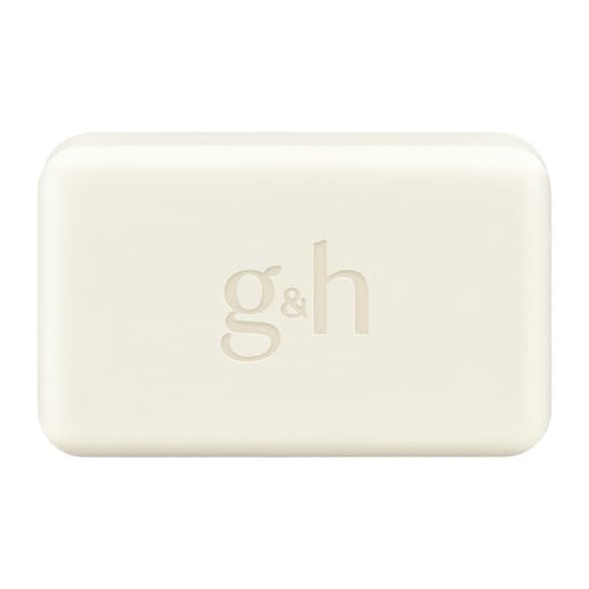 GH PROTECT Bar Soap with green tea removes impurities and refreshes the skin.