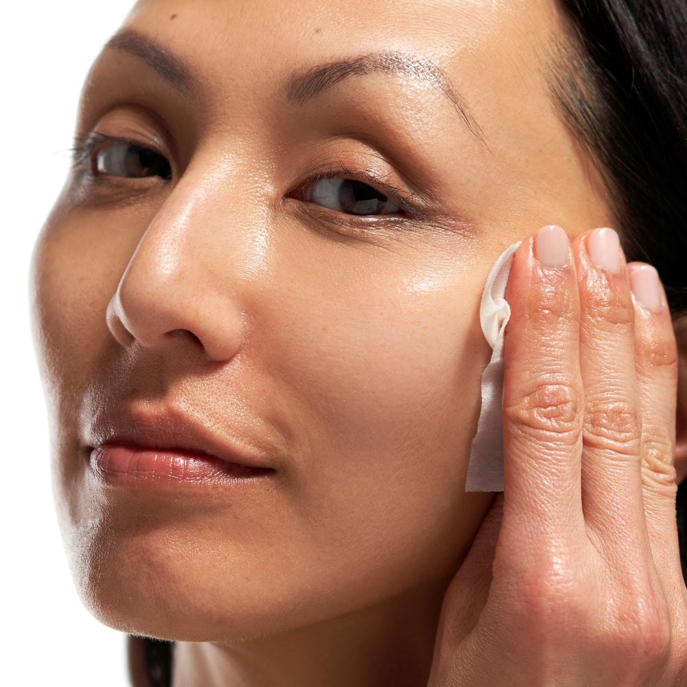 Gift-ready skincare packaging designed for premium gifting appeal.