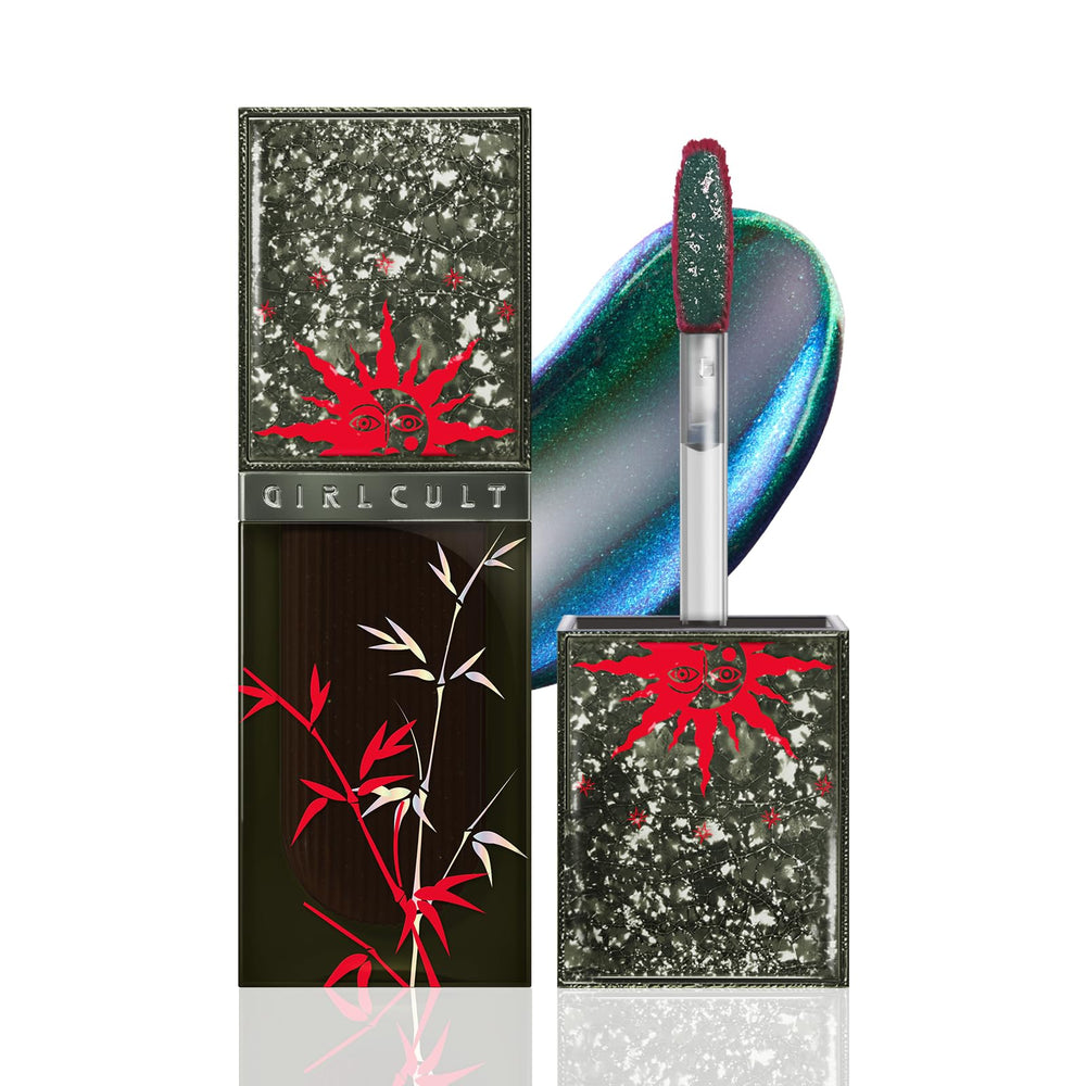 GIRLCULT Glass Shine Lip Gloss bottle closeup shows vibrant color and glossy finish