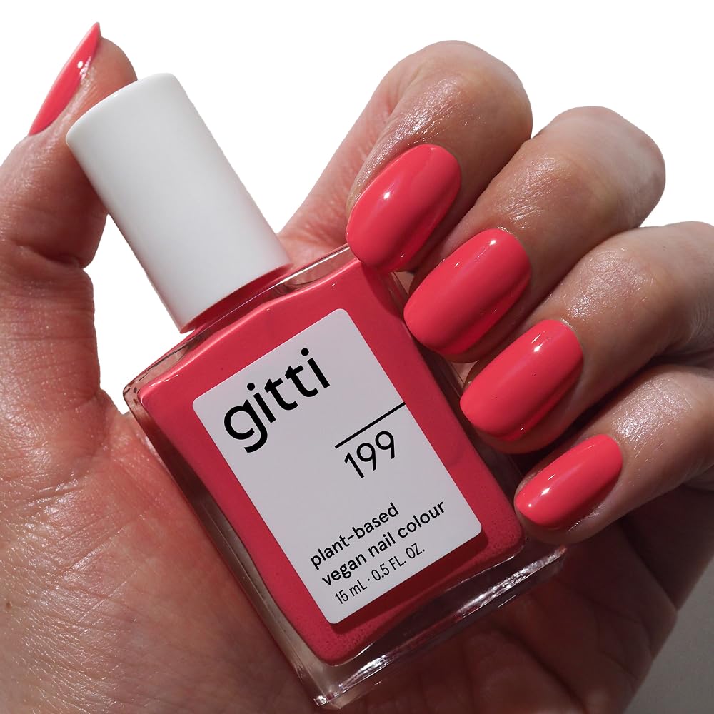 Gitti plant-based Rose Petals bottle with glossy finish for rich color.