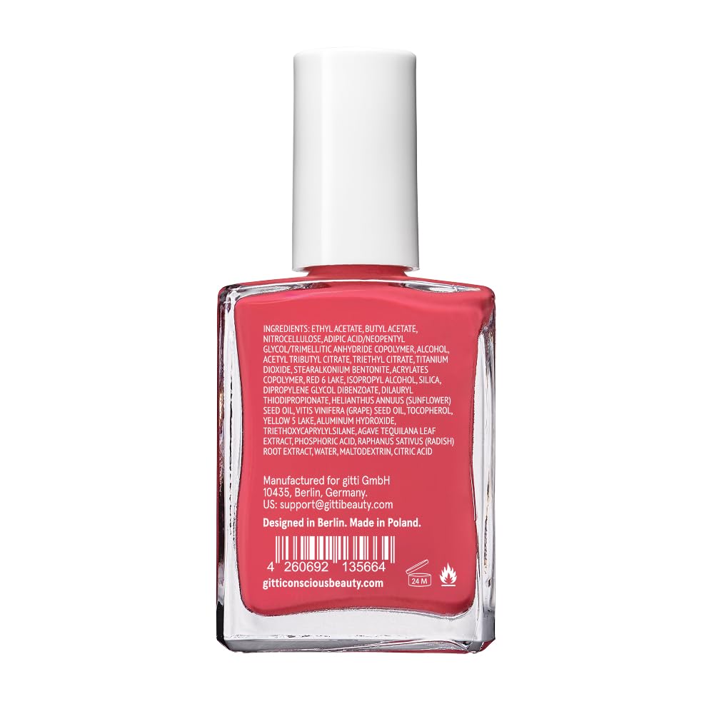 Gitti Rose Petals No.199 nails styled with versatile looks.