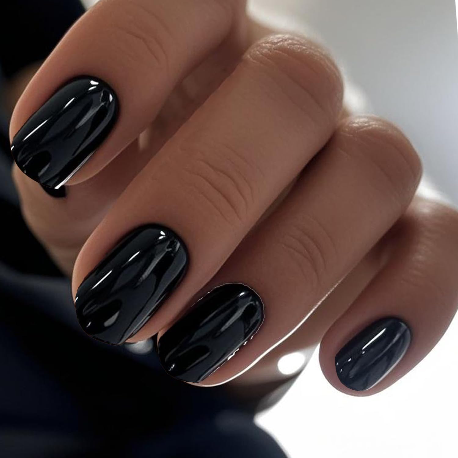 GLAMERMAID full-cover nails in 12 sizes for a customized fit