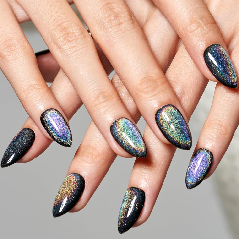 GLAMERMAID Ombre Glitter Design nails deliver a shimmering gradient look.