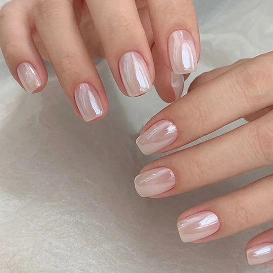 GLAMERMAID Extra Short Press-On Nails provide quick, salon-quality manicures at home.