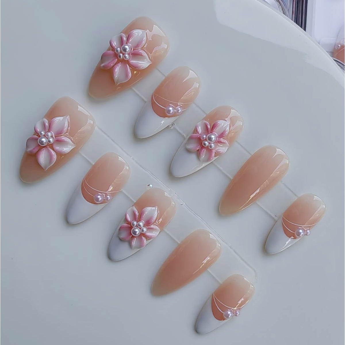 Gleamrain almond press-on nails with almond shape for effortless everyday elegance.