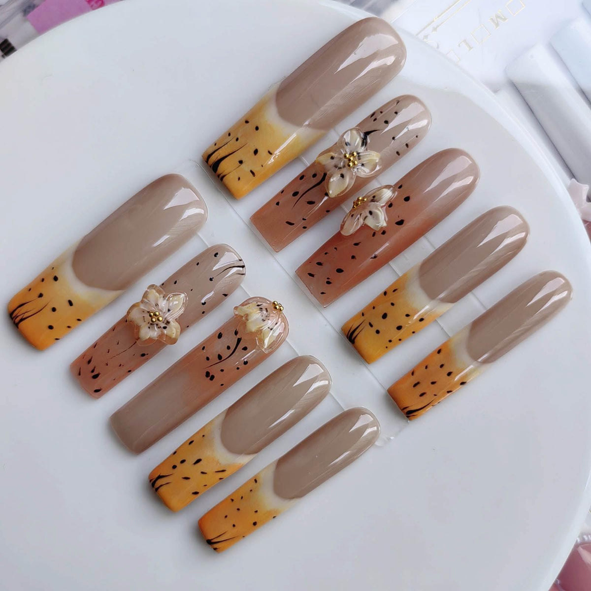 Gleamrain extra-long square nails with yellow flower design for elegant everyday wear.