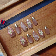 Gleamrain easy at home manicure with these nails.