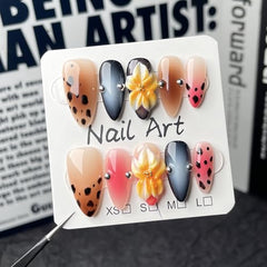 GLORS 3D Flower press-on nails in pink ombre for chic everyday wear.