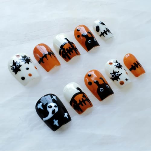 GLORS Halloween press-on nails pumpkin design for a playful party look