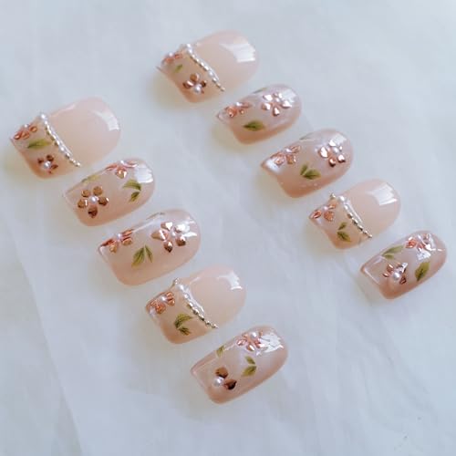 GLORS high-gloss finish on nude pink nails for a durable look