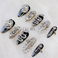 GLORS serpent-design nails deliver bold gothic glamour for nights out.