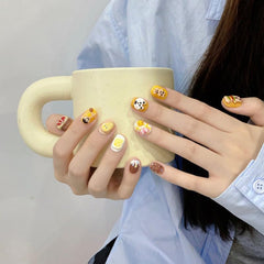 GLORS nails suit casual to party looks for occasions.