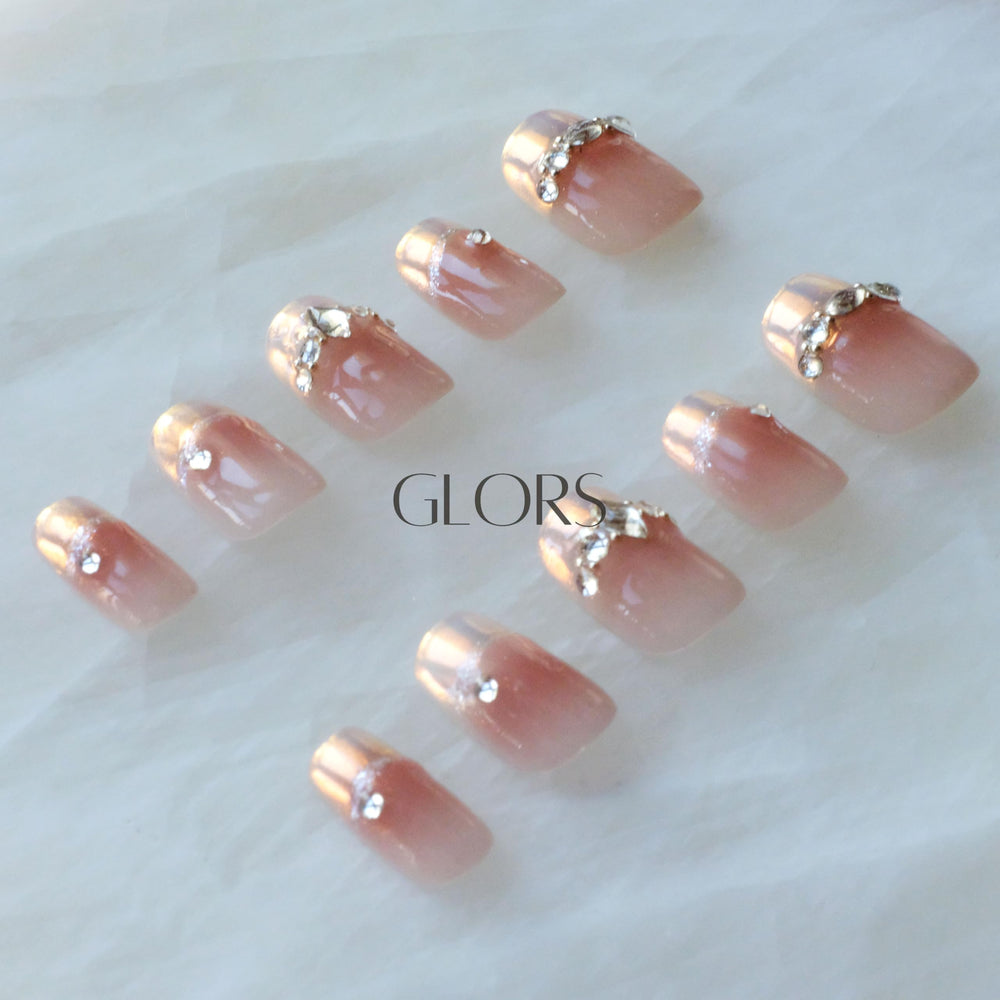 GLORS easy application with adhesive tabs for secure attachment