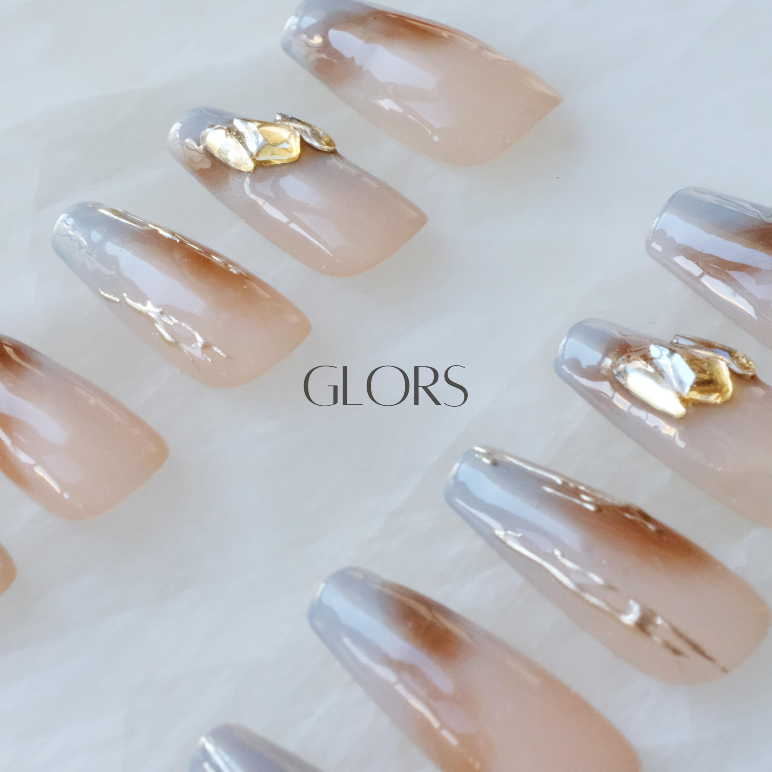 GLORS gold crystal accents add subtle luxury to daily wear