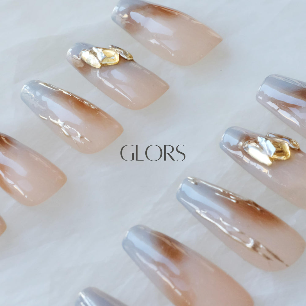 GLORS gold crystal accents add subtle luxury to daily wear