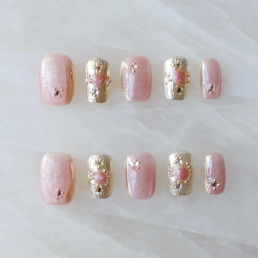 GLORS pink purple cat-eye Buccilati nails for stylish daily wear
