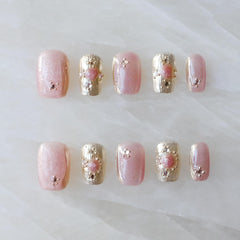 GLORS pink-purple cat-eye buccilati short square nails for daily chic wear.