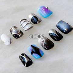 GLORS handmade nails with cyberpunk metallic finish, comfortable fit