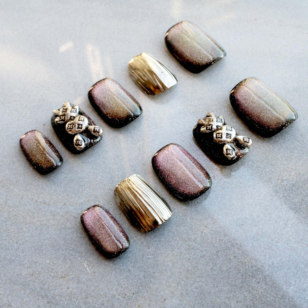 GLORS nails on hand show quick, easy application with short square tips