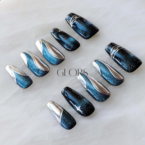 GLORS Purly chrome finish with glitter accents adds depth to evening looks.