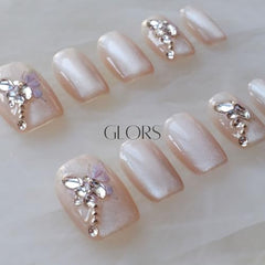 GLORS SCSbutterfly short-square-nails ideal for daily wear