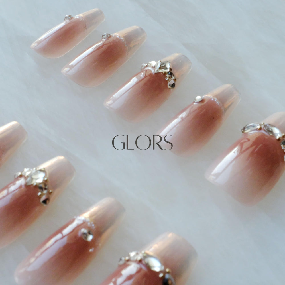 GLORS varied-size nail set to fit all fingers