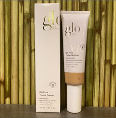 Glo Skin Beauty Niacinamide and Vitamin C ingredients listed on packaging