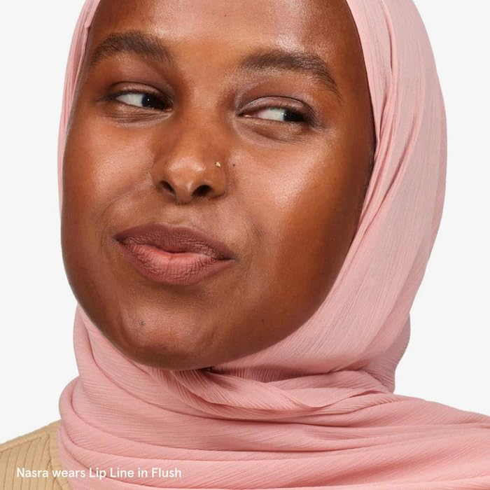Glossier Flush Lip Liner swatches demonstrate buildable, natural color for defined lips.
