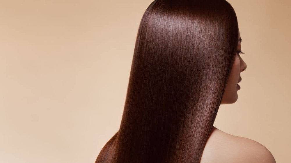 Gold Diamond ingredients label reveals nourishing components for healthy hair.