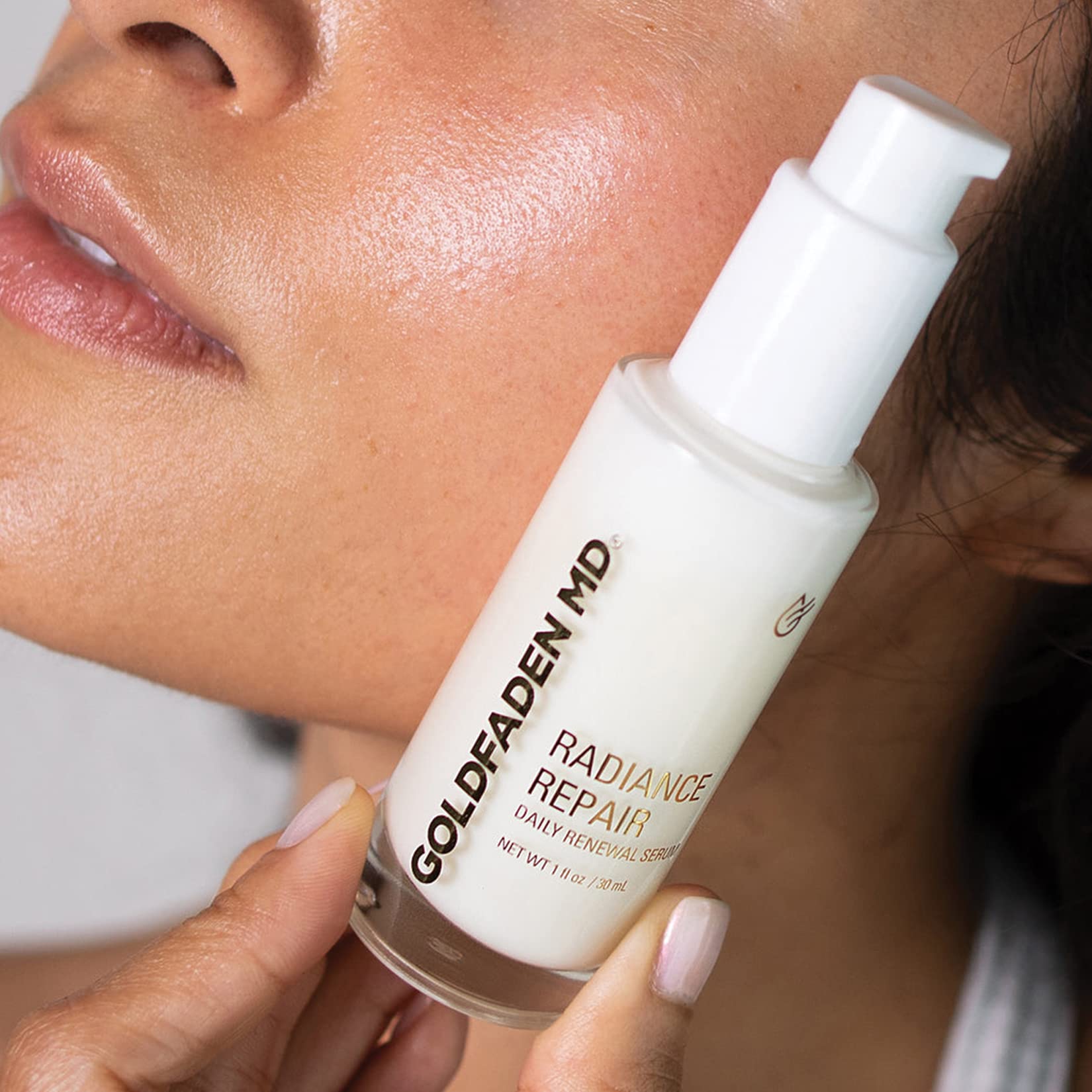 Goldfaden MD nourishing oil blend highlights balanced skin support.