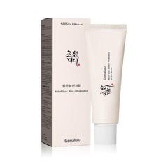 Gonalulu Relief Sun sunscreen bottle with SPF50+ and hydrating formula for all skin types