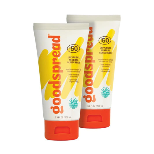 Goodspread Mineral Sunscreen bottle pour demonstrates reef-safe, non-nano protection for outdoor days.