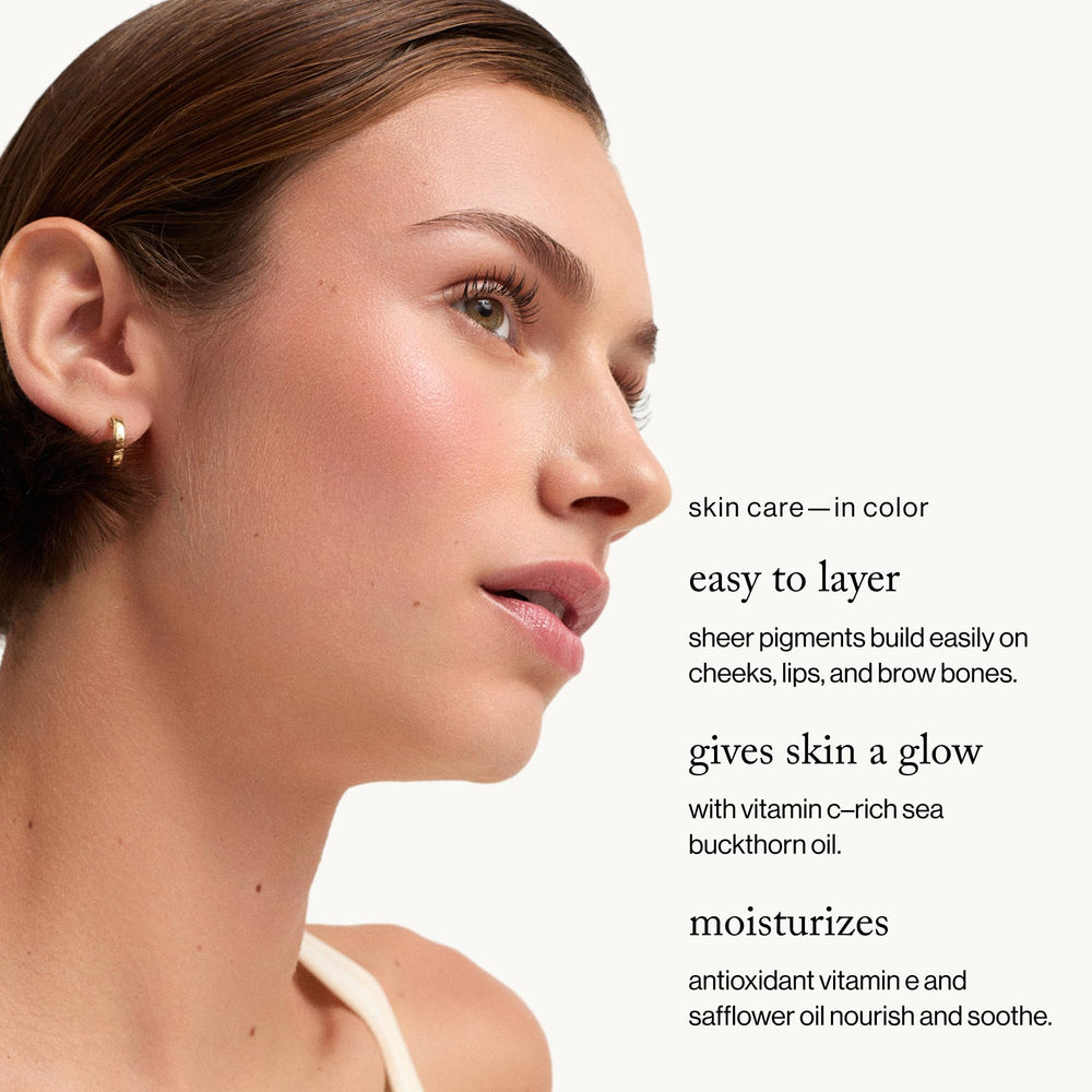 goop Beauty Cream Blush texture closeup highlights creamy, blendable formula.