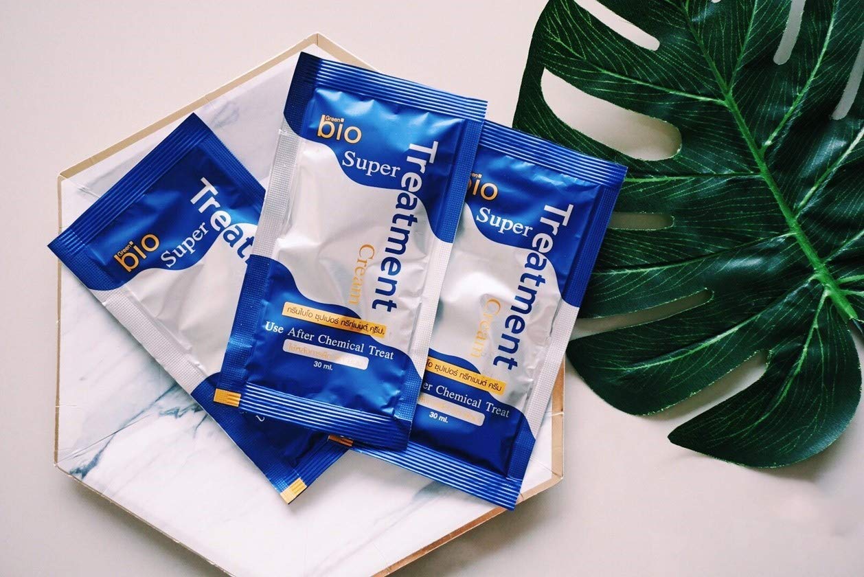 GreenBio Keratin Hair Mask tames frizz and boosts shine.