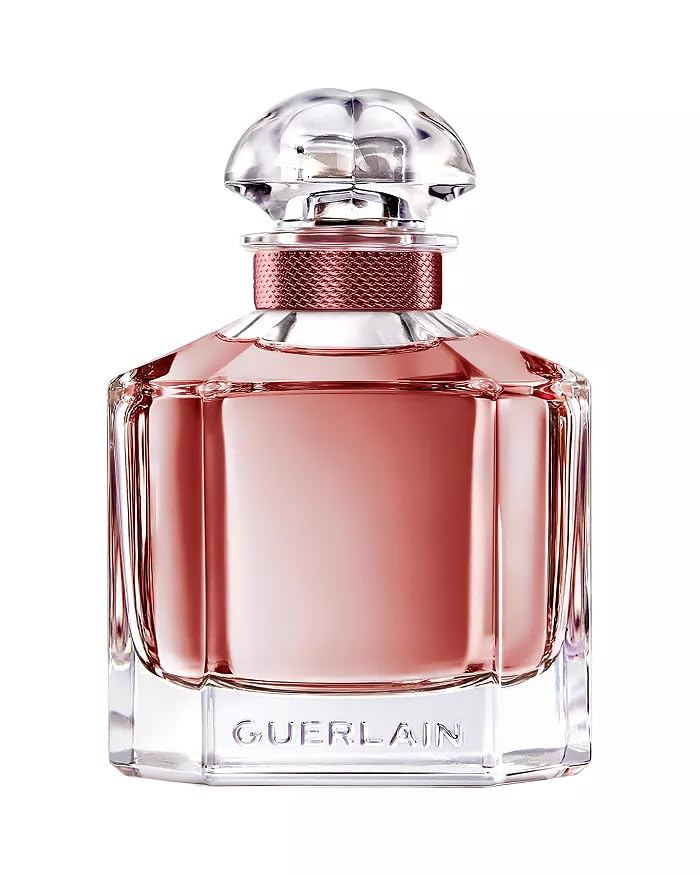 Guerlain Mon Eau de Parfum Intense vanilla note close-up highlighting warm aroma nuances.