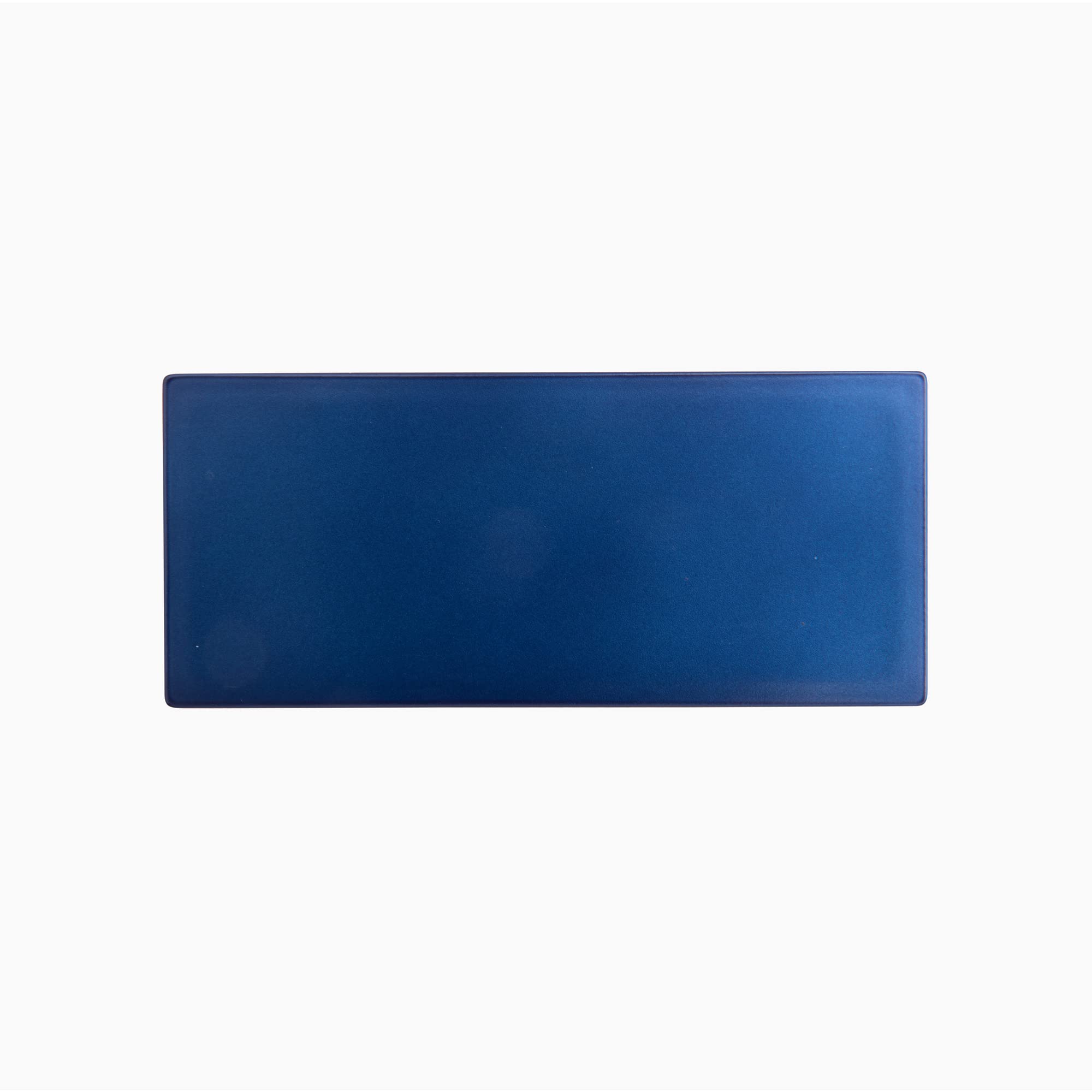 Guess Seductive Blue bottle on skin projects a confident, lasting scent.