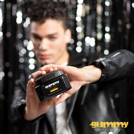 Gummy gel defines curls with flexible control and natural shine.