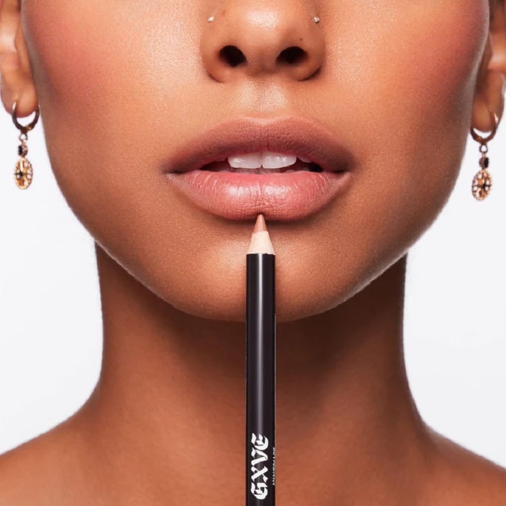 Gwen Stefani ANAHEIM LINE lip liner application delivers precise contour and smooth wear.