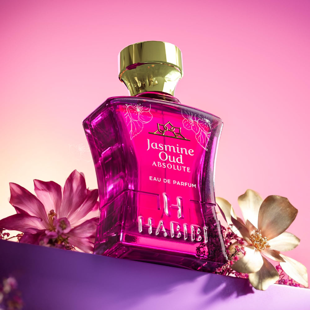 H HABIBI Jasmine Oud Absolute flacon-wooden-base shows a sturdy, luxurious feel.