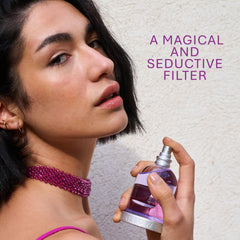 Halloween Eau de Toilette for Women citrus-infusion hints bright, uplifting scent.