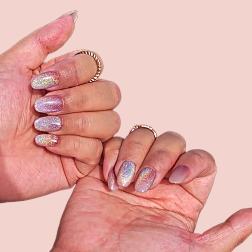 HANAKOKO salon-finish gel polish nails provide a premium look in minutes.