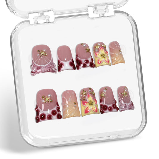 Handmade Flower Press-on Nails with 3D seashell and pearl design for elegance.