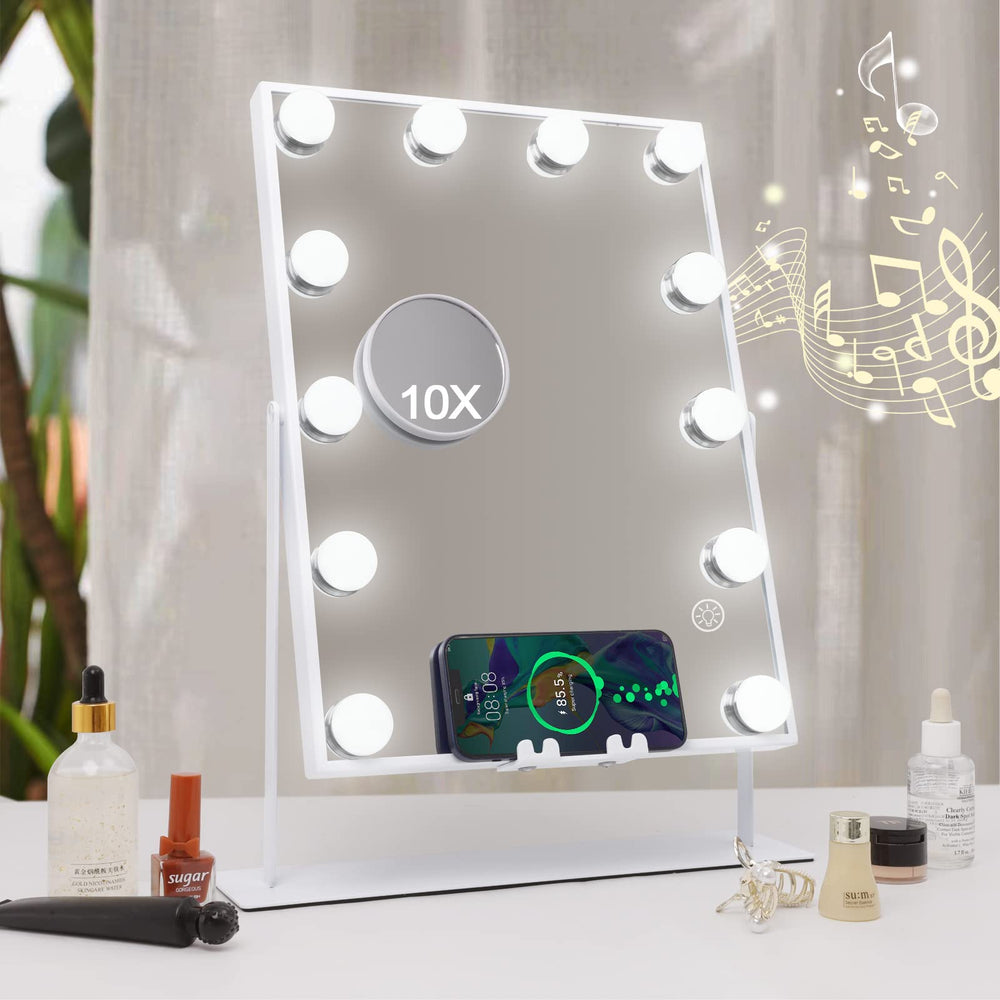 Hansong vanity mirror with 12 LED bulbs for even lighting on the face