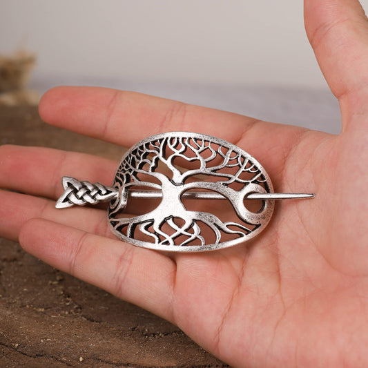HAQUIL Celtic hairpin detailed design highlights timeless vintage style for braids and updos.