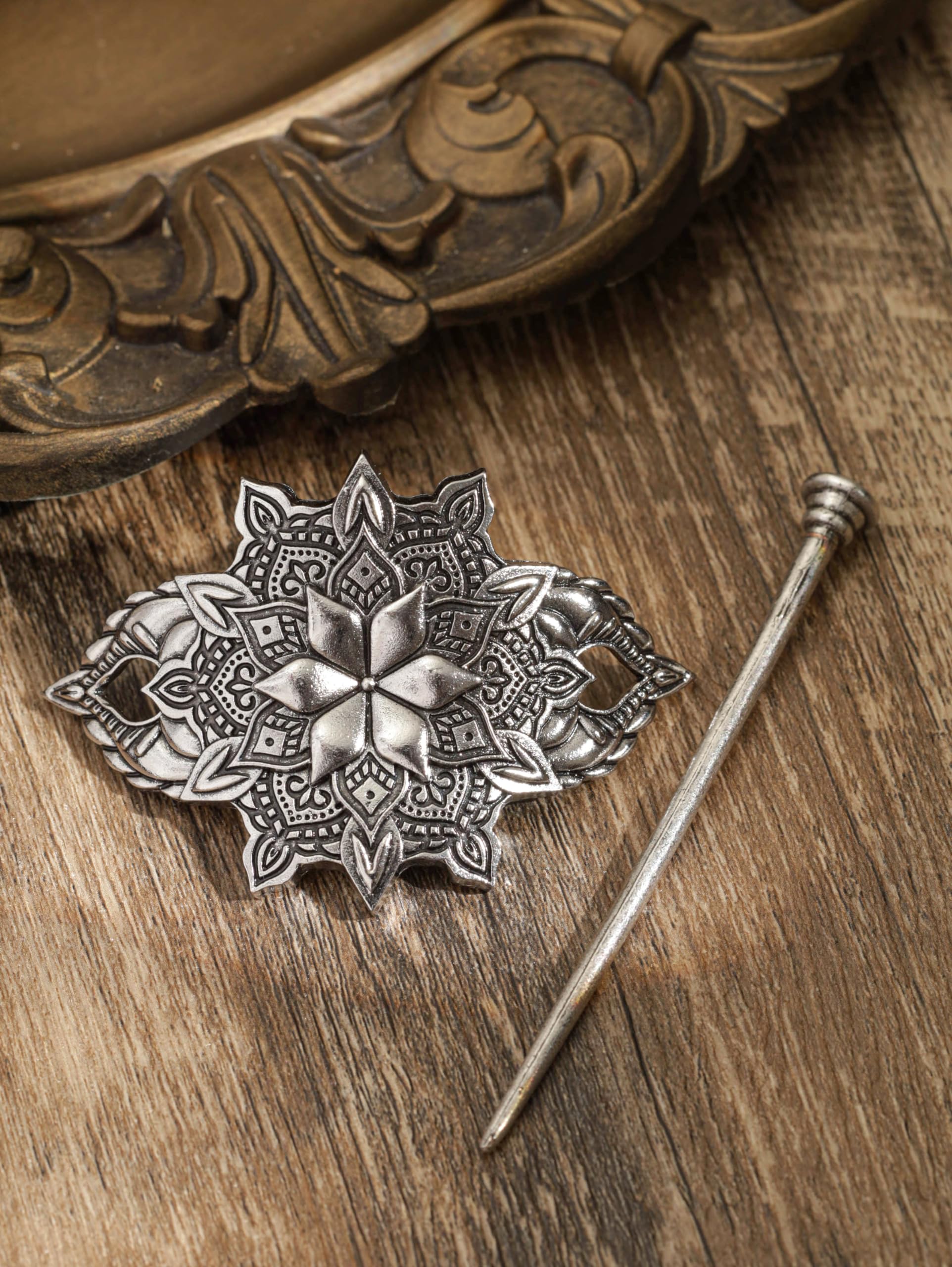 HAQUIL vintage silver hair barrette close-up showing metal finish detail