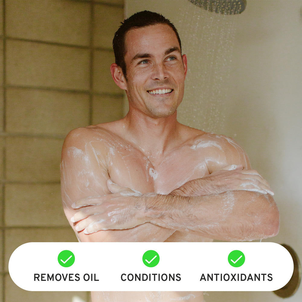Crisp lather from Hardworking Gentlemen body wash provides a refreshing wash.