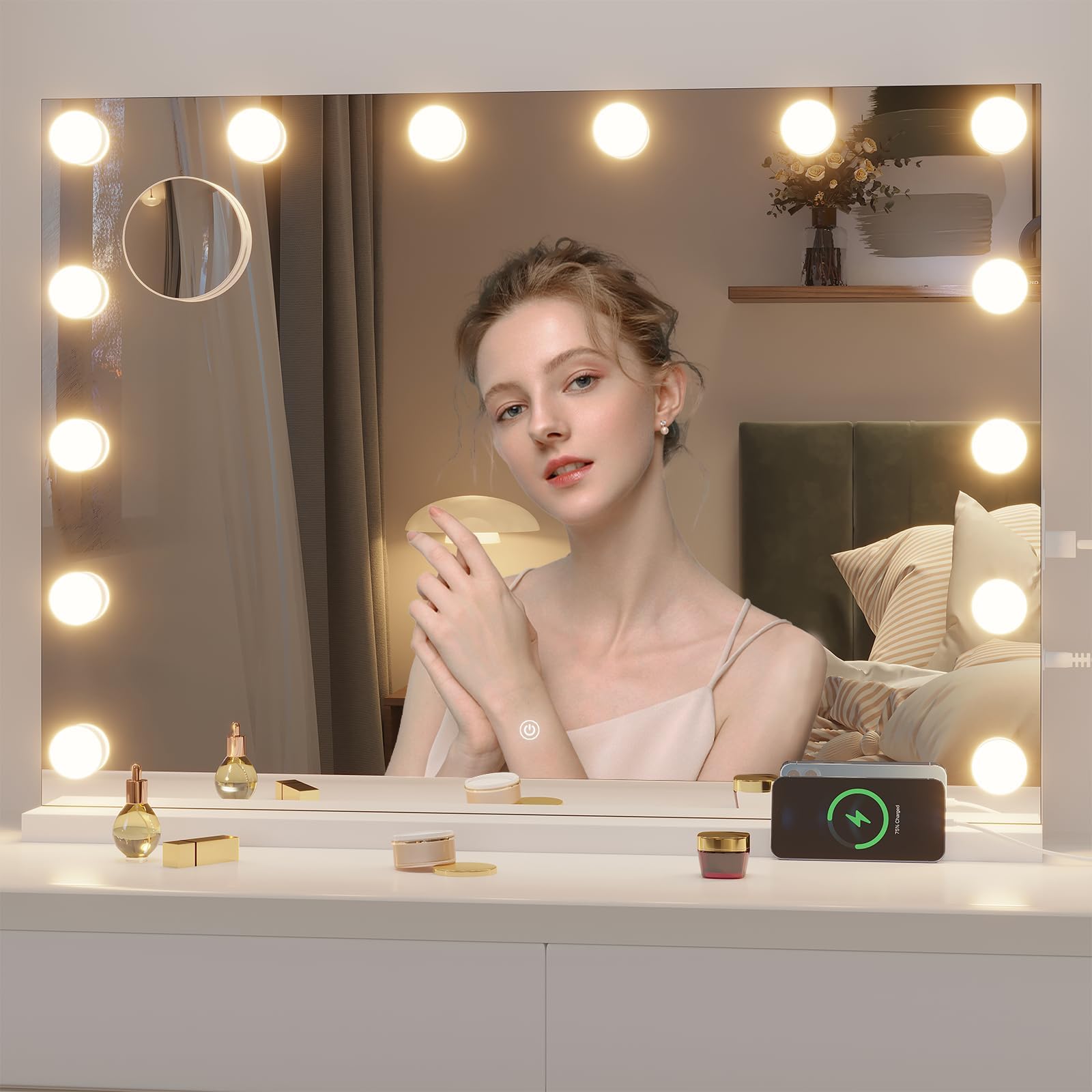 Hasipu mirror includes USB-C charging for quick device power.