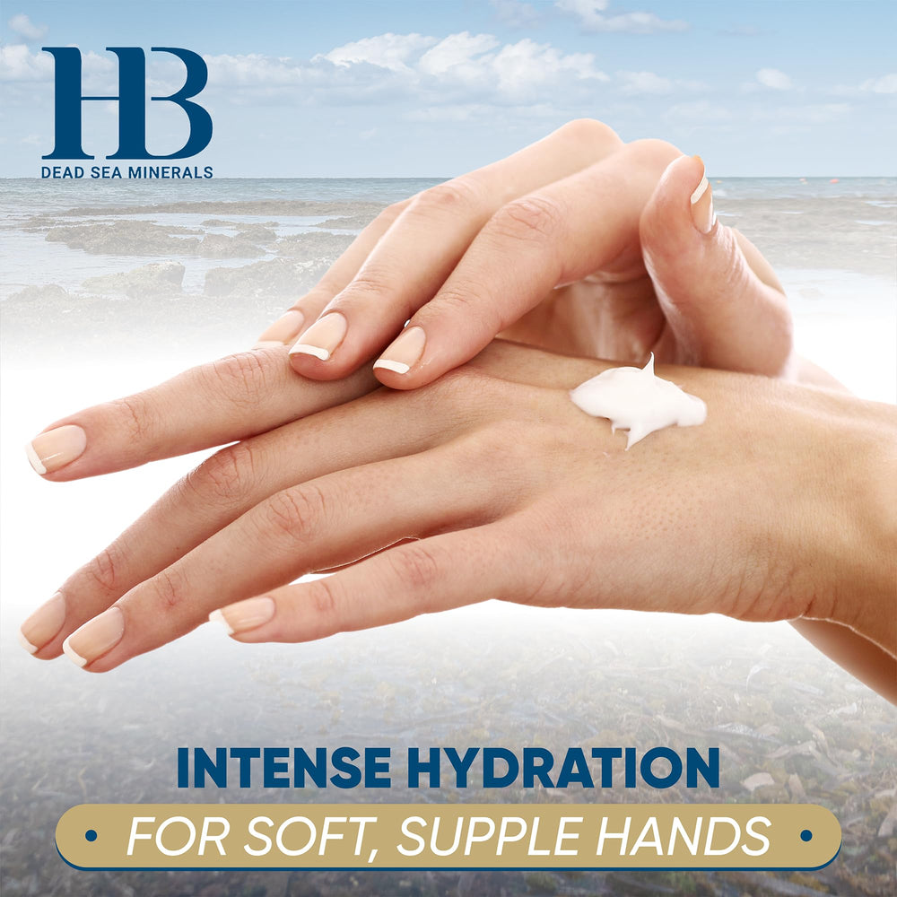 HB Dead Sea Minerals hand cream’s non-oily texture glides on smoothly.