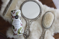 Herb & Root gift set full-size vanilla powder collection.