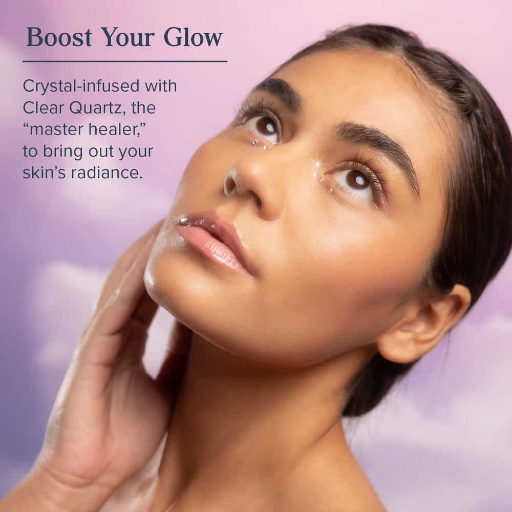 Seaweed extracts emphasize natural antioxidants in Aura Glow Cleanser.